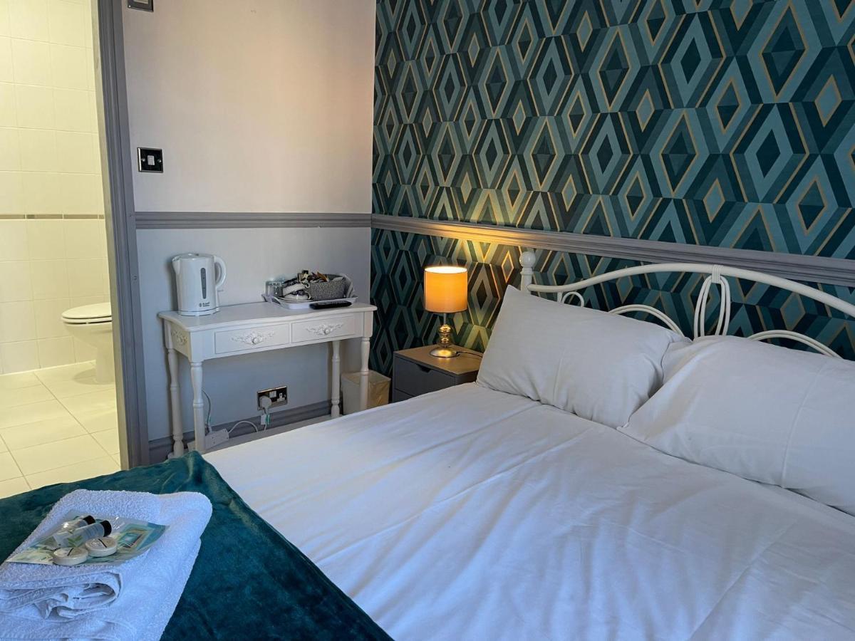 Lilyrose Hotel 휫비 외부 사진