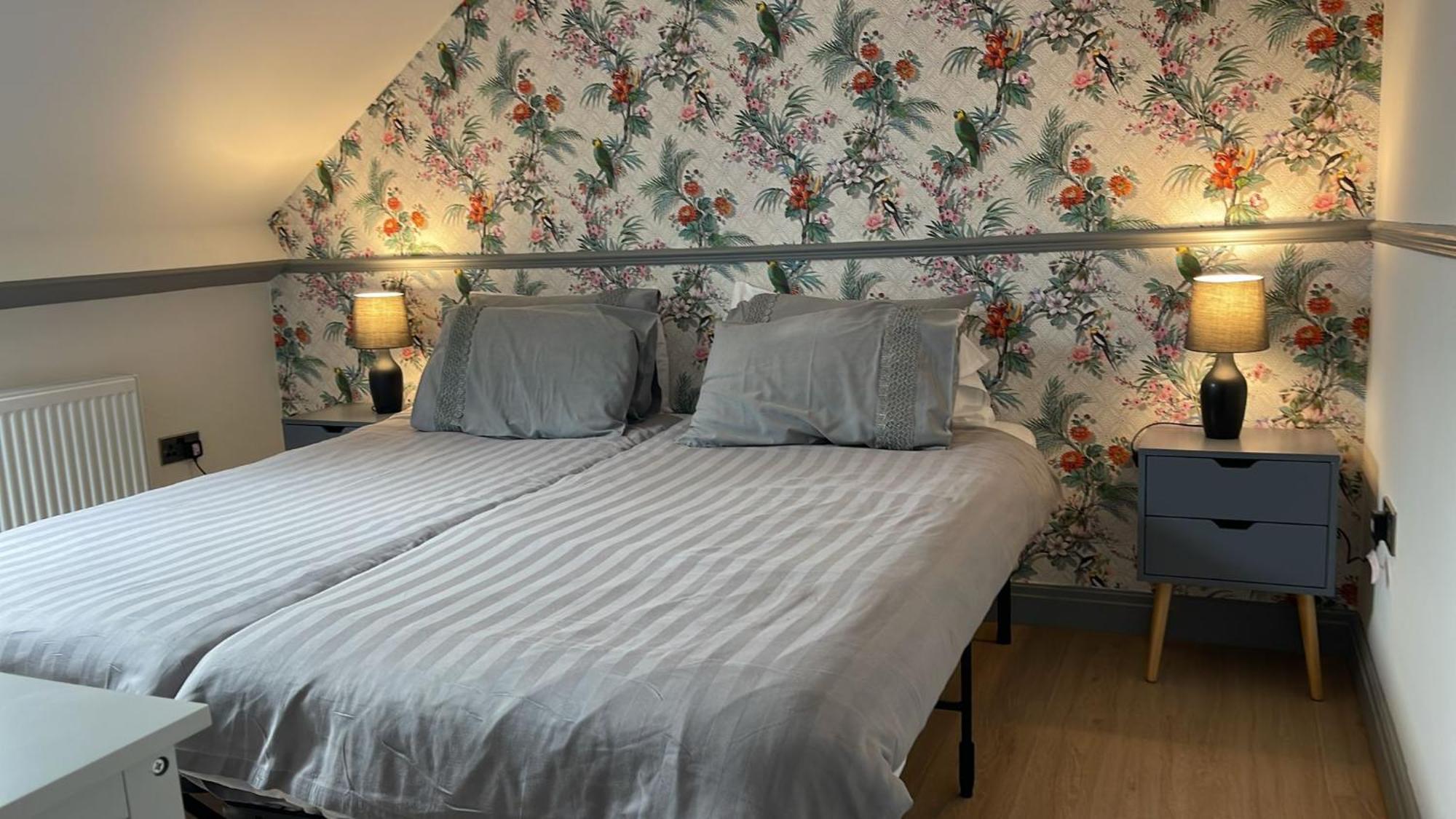 Lilyrose Hotel 휫비 외부 사진